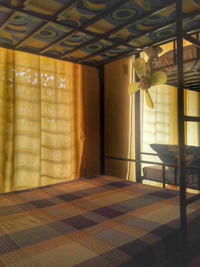 Happy To Mingle Airport Hostel Manila Paranaque City Esterno foto